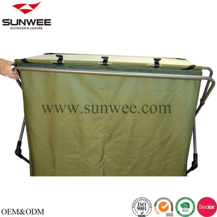 Deluxe camping cupboard